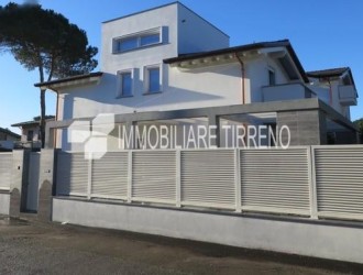 Villa singola in vendita a Cinquale