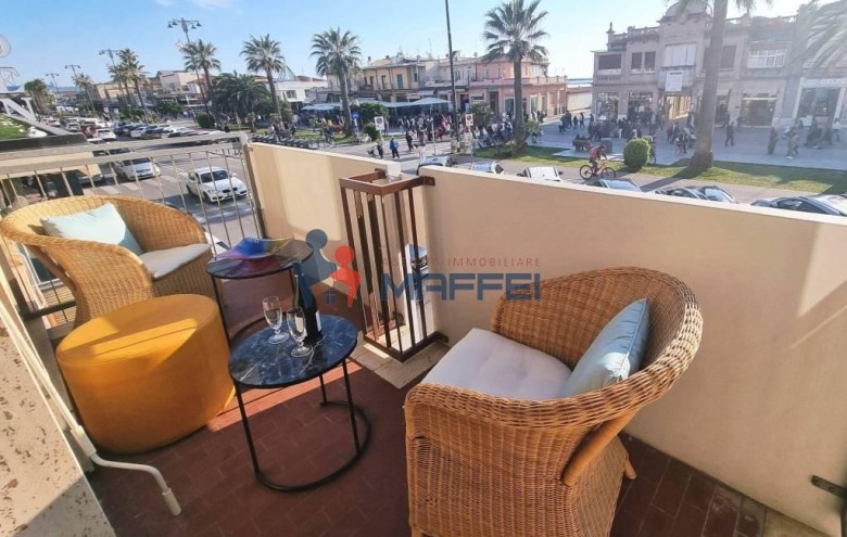 Appartamento in vendita a Viareggio
