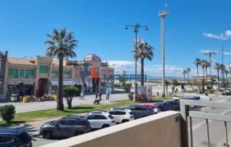 Appartamento in vendita a Viareggio