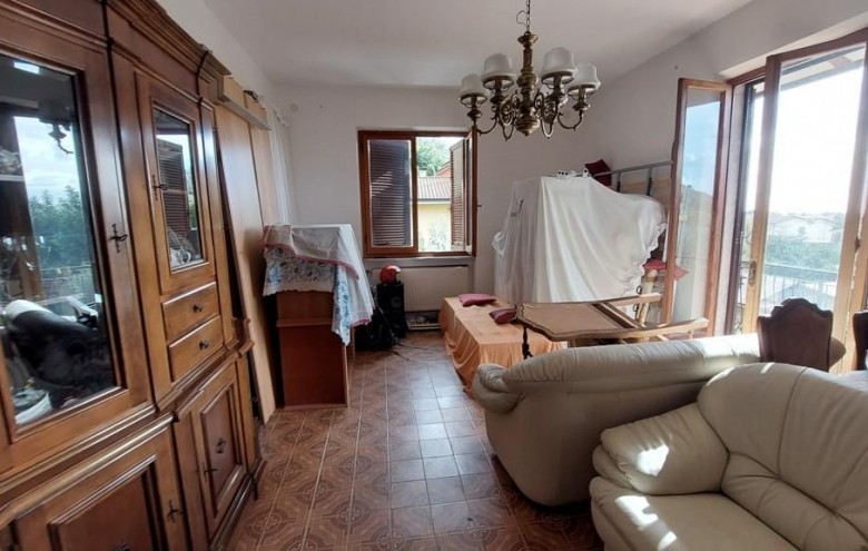 Casa semi indipendente in vendita a Massa