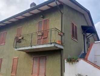 Casa semi indipendente in vendita a Massa