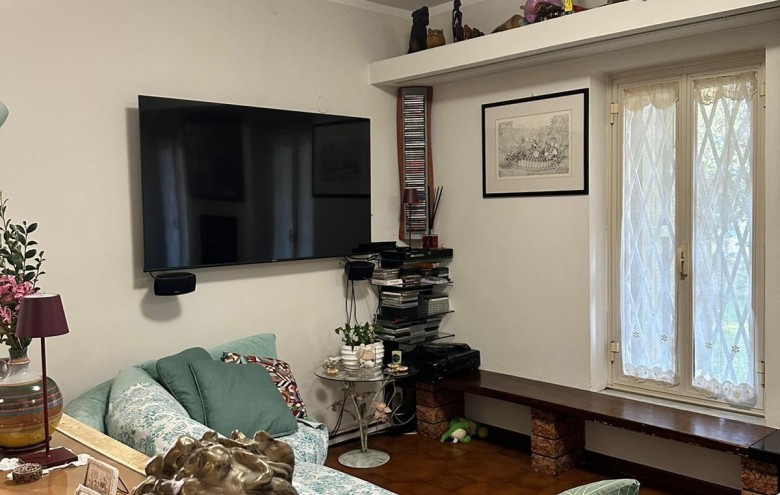 Villa singola in vendita a Massa