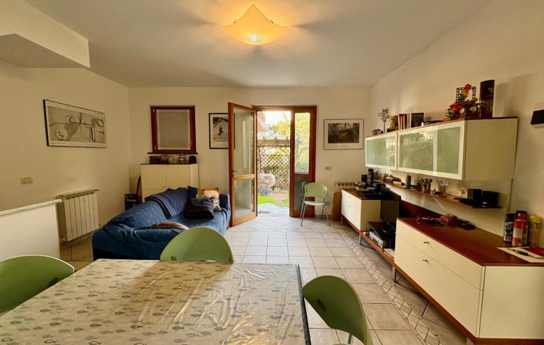 Villetta a schiera in vendita a Massa