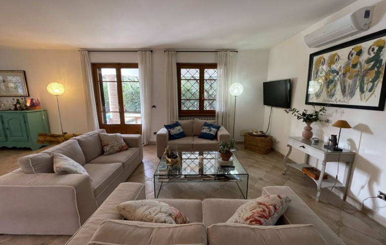 Villa singola in affitto a Pietrasanta