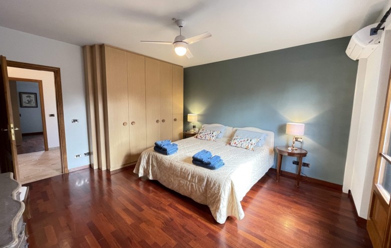 Villa singola in affitto a Pietrasanta