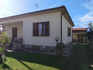 Villa singola in vendita a Ronchi