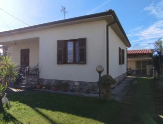 Villa singola in vendita a Ronchi