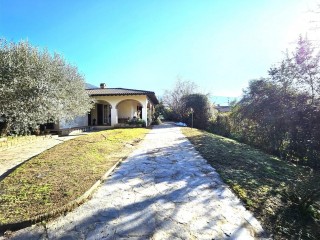 Villa singola in vendita a Massa