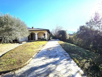 Villa singola in vendita a Massa