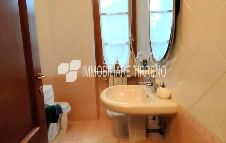 Appartamento in vendita a Massa