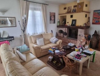 Villa singola in vendita a Marina di Carrara