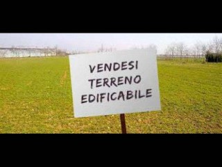 Terreno in vendita a Montignoso
