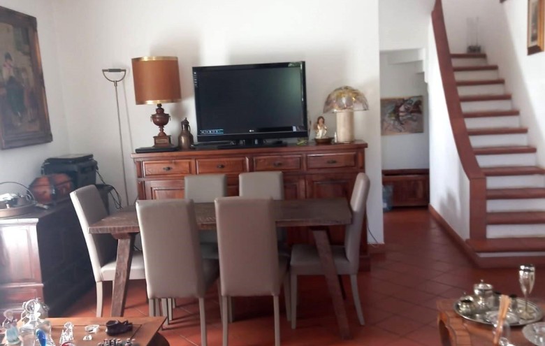 Bifamiliare in vendita a Montignoso