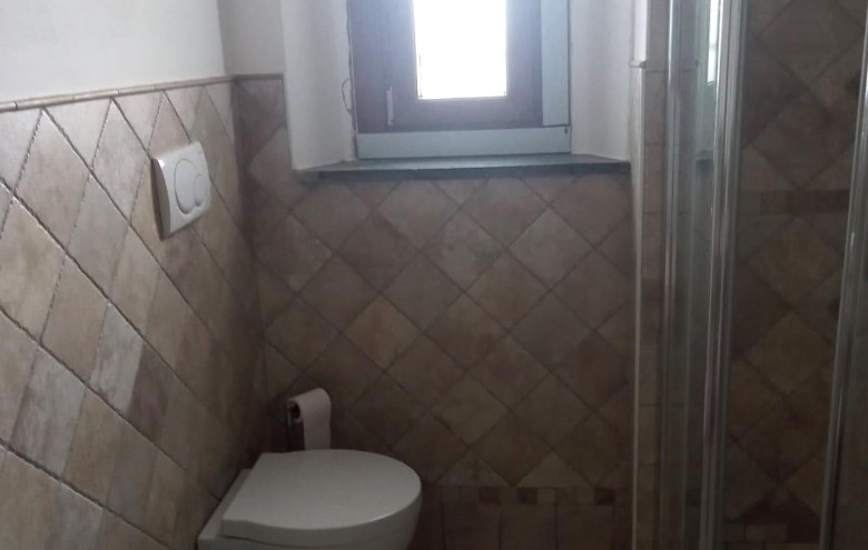 Bifamiliare in vendita a Montignoso