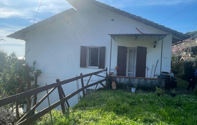 Casa semi indipendente in vendita a Montignoso