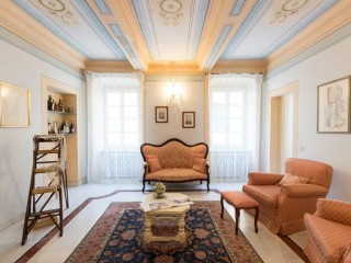 Porzione di casa in vendita a Massa