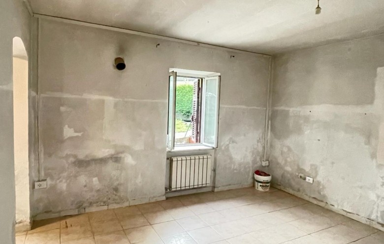 Casa semi indipendente in vendita a Carrara