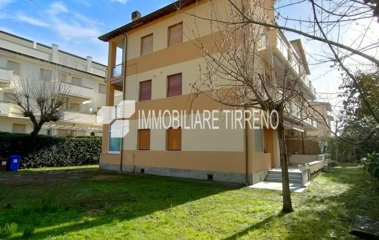 Appartamento in affitto a Massa