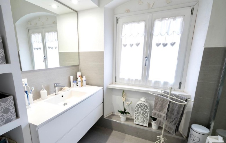 Appartamento in vendita a Massa