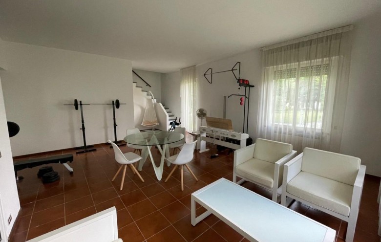 Villa singola in vendita a Massa