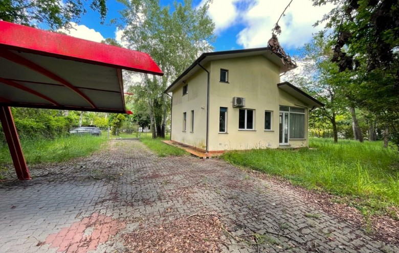 Villa singola in vendita a Massa