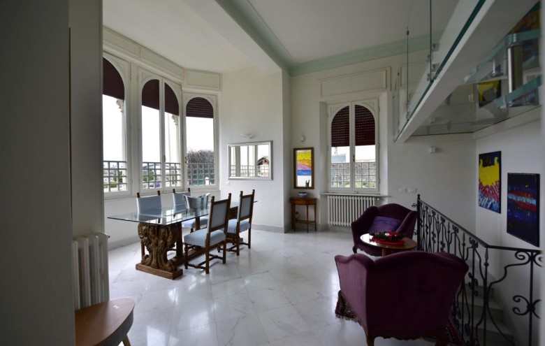 Villa singola in vendita a Massa