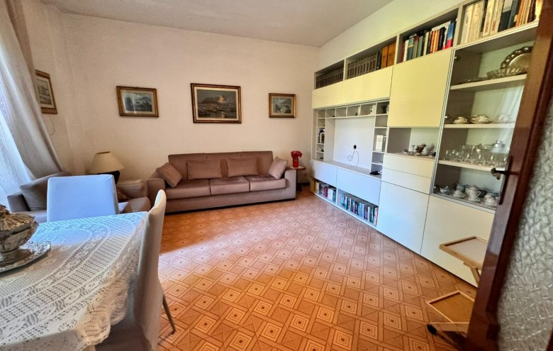 Appartamento in vendita a Massa