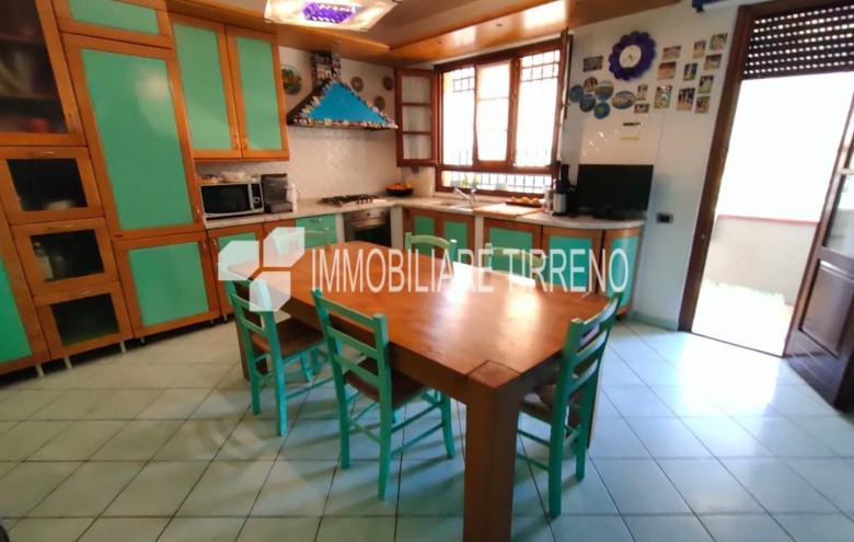 Villa singola in vendita a Massa