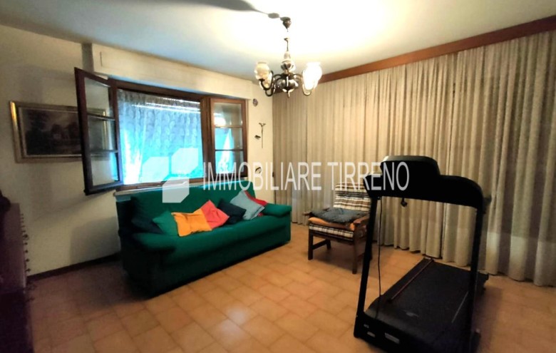 Villa singola in vendita a Massa