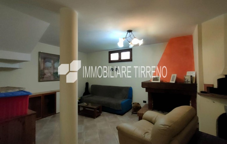 Villa singola in vendita a Massa