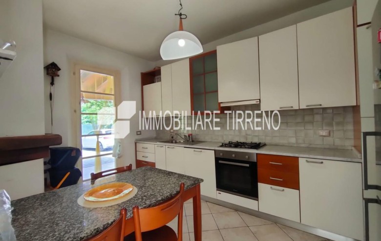 Villa singola in vendita a Massa