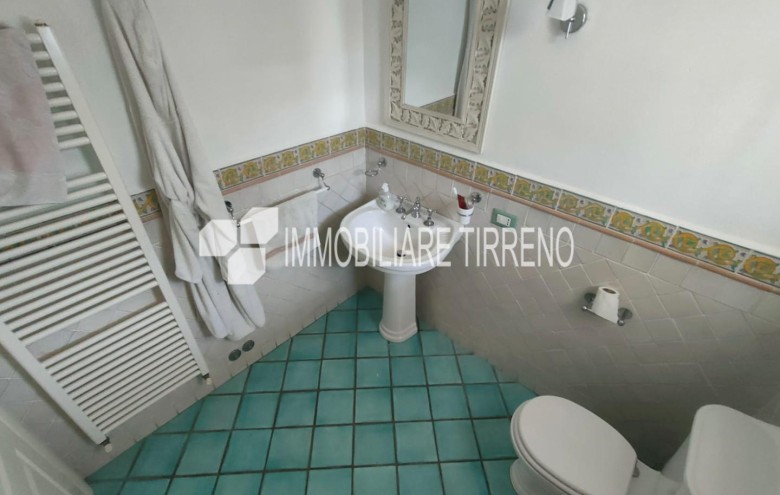 Villa singola in vendita a Massa