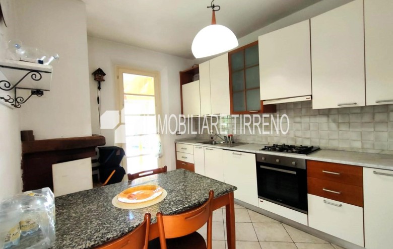 Villa singola in vendita a Massa