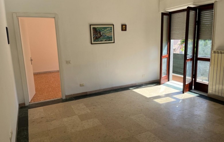 Appartamento in vendita a Carrara