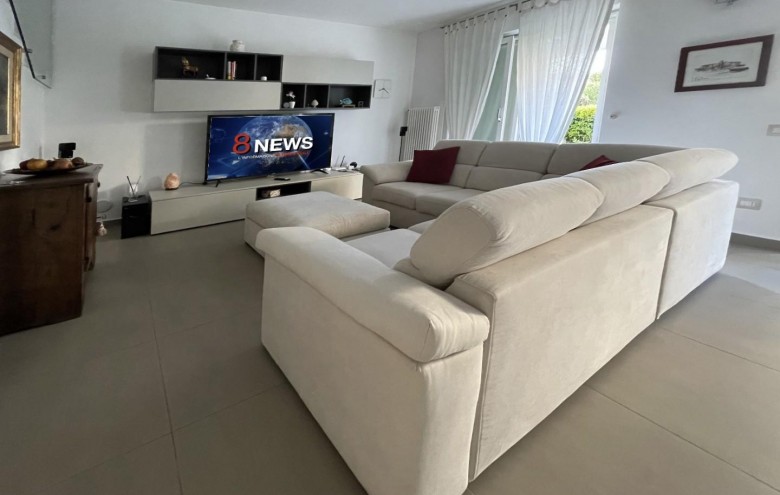 Villa singola in vendita a Montignoso