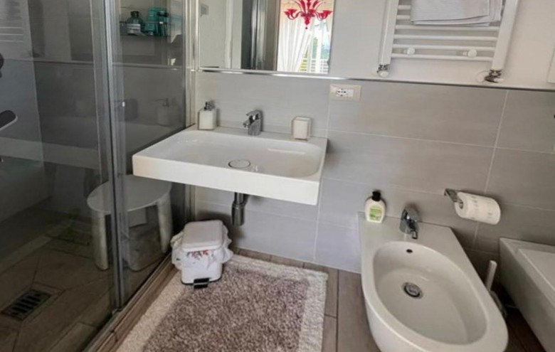 Villa singola in vendita a Montignoso