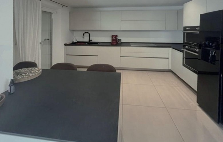 Villa singola in vendita a Montignoso