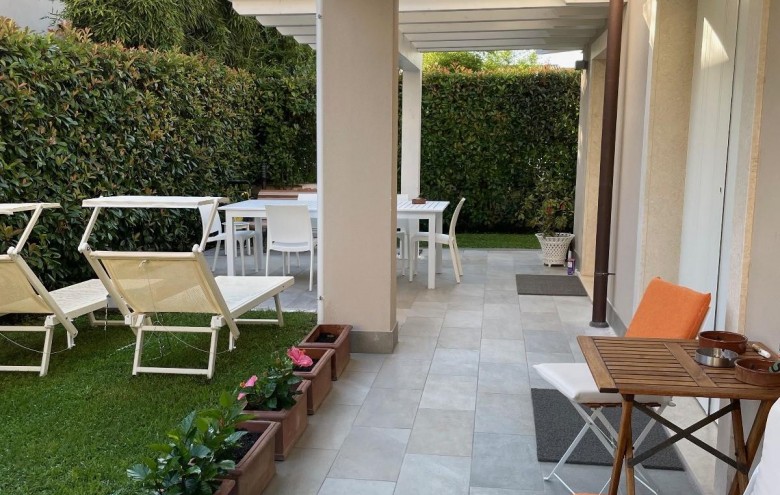 Villa singola in vendita a Montignoso