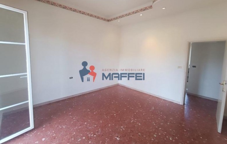 Bifamiliare in vendita a Viareggio