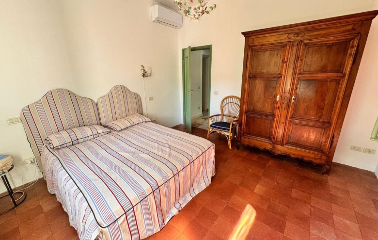 Villa singola in affitto a Massa