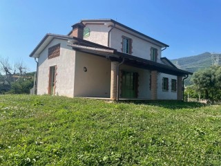 Villa singola in vendita a Strettoia