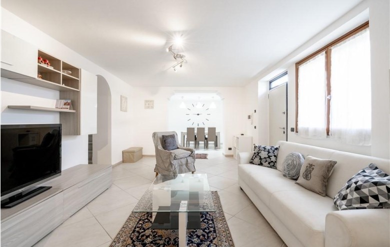 Villa singola in vendita a Montignoso