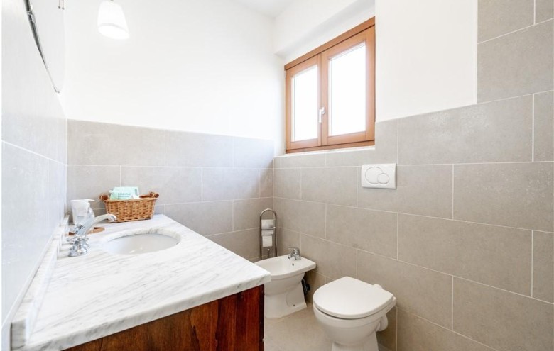 Villa singola in vendita a Montignoso