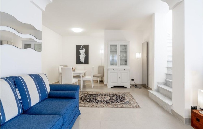 Villa singola in vendita a Montignoso