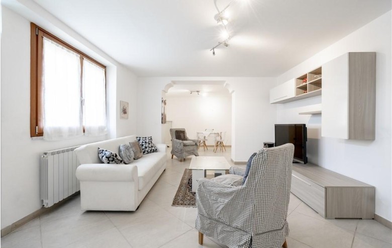 Villa singola in vendita a Montignoso