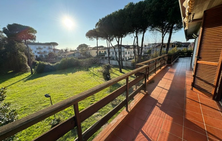 Villa singola in vendita a Massa