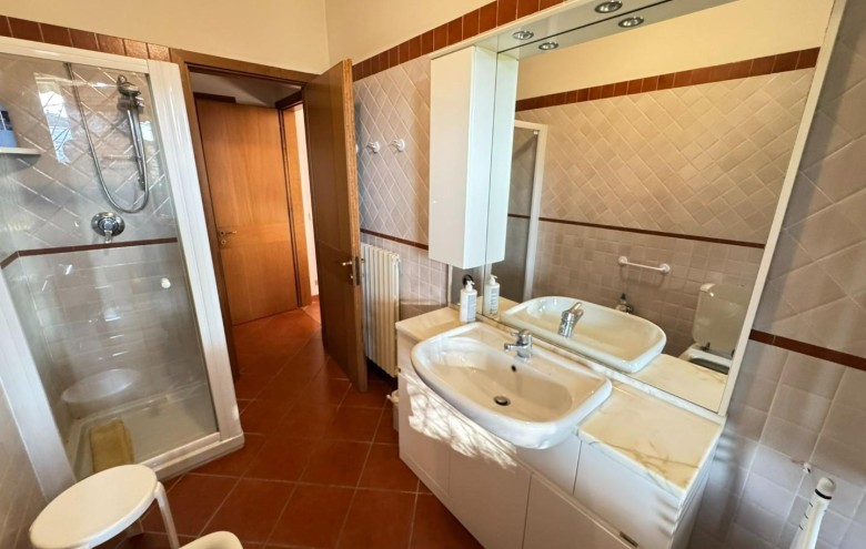 Villa singola in vendita a Massa