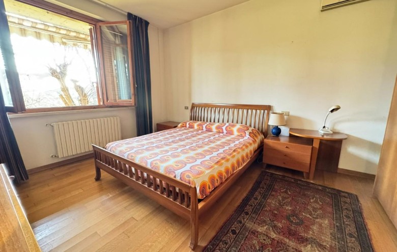 Villa singola in vendita a Massa