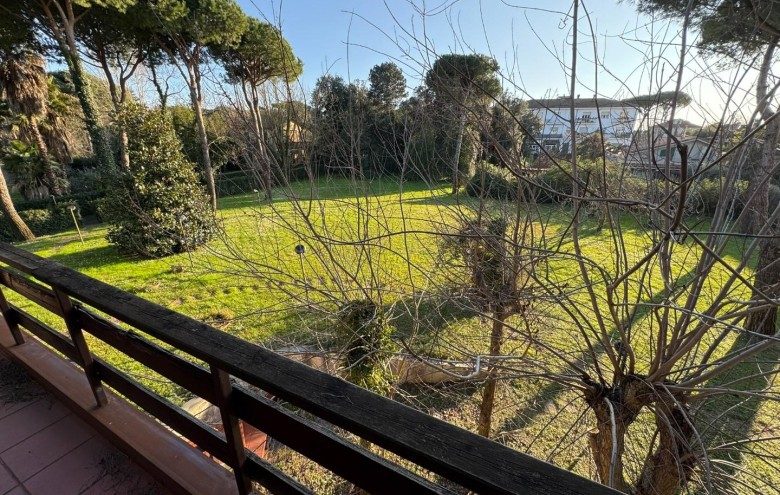 Villa singola in vendita a Massa