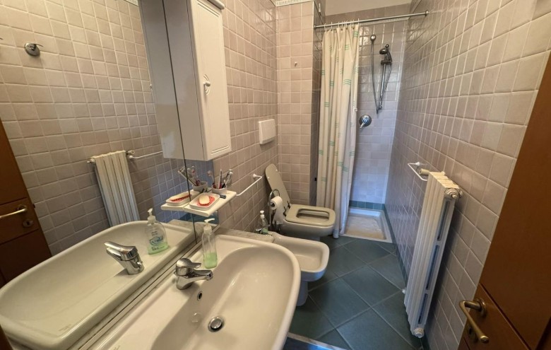 Villa singola in vendita a Massa